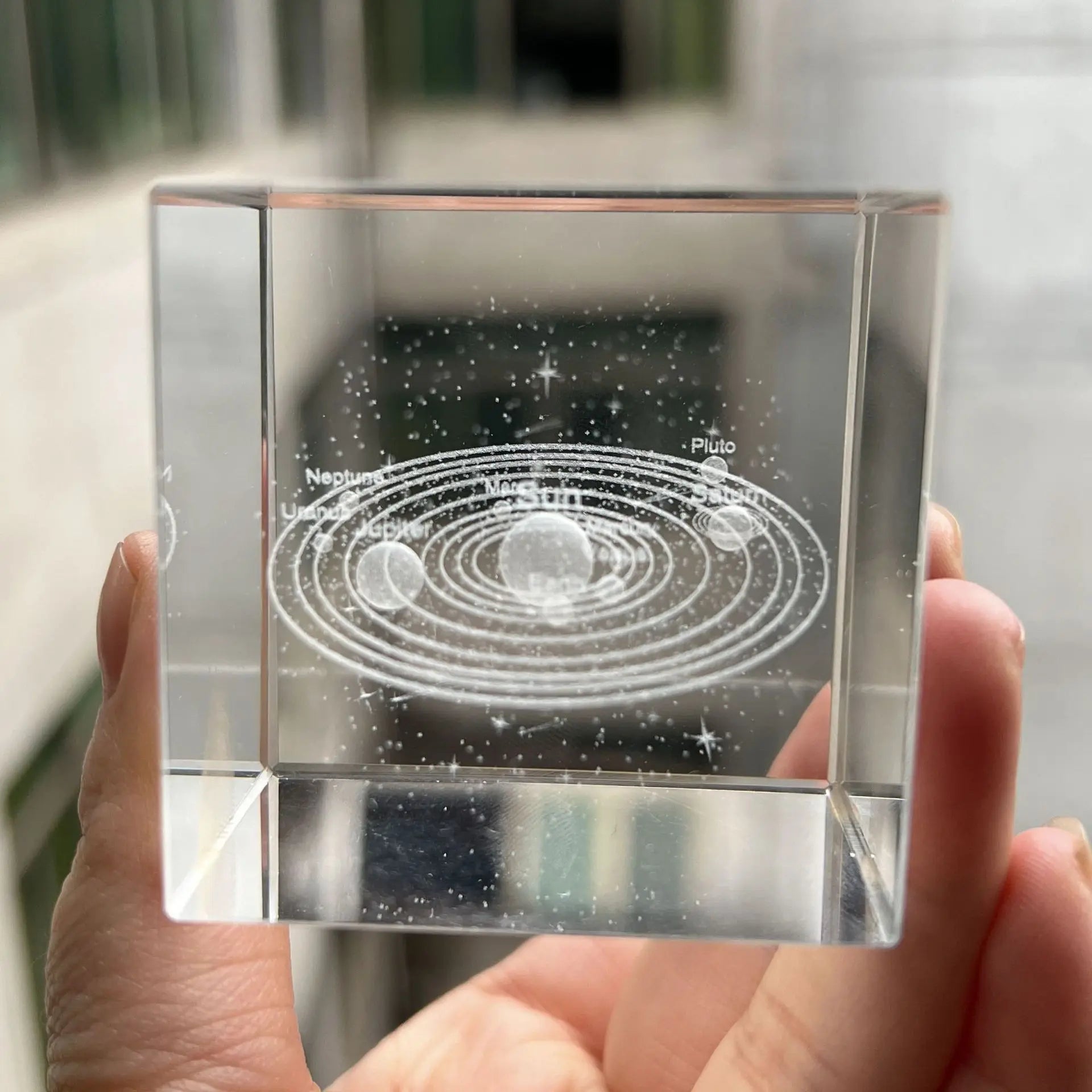 Display Crystal Cubes